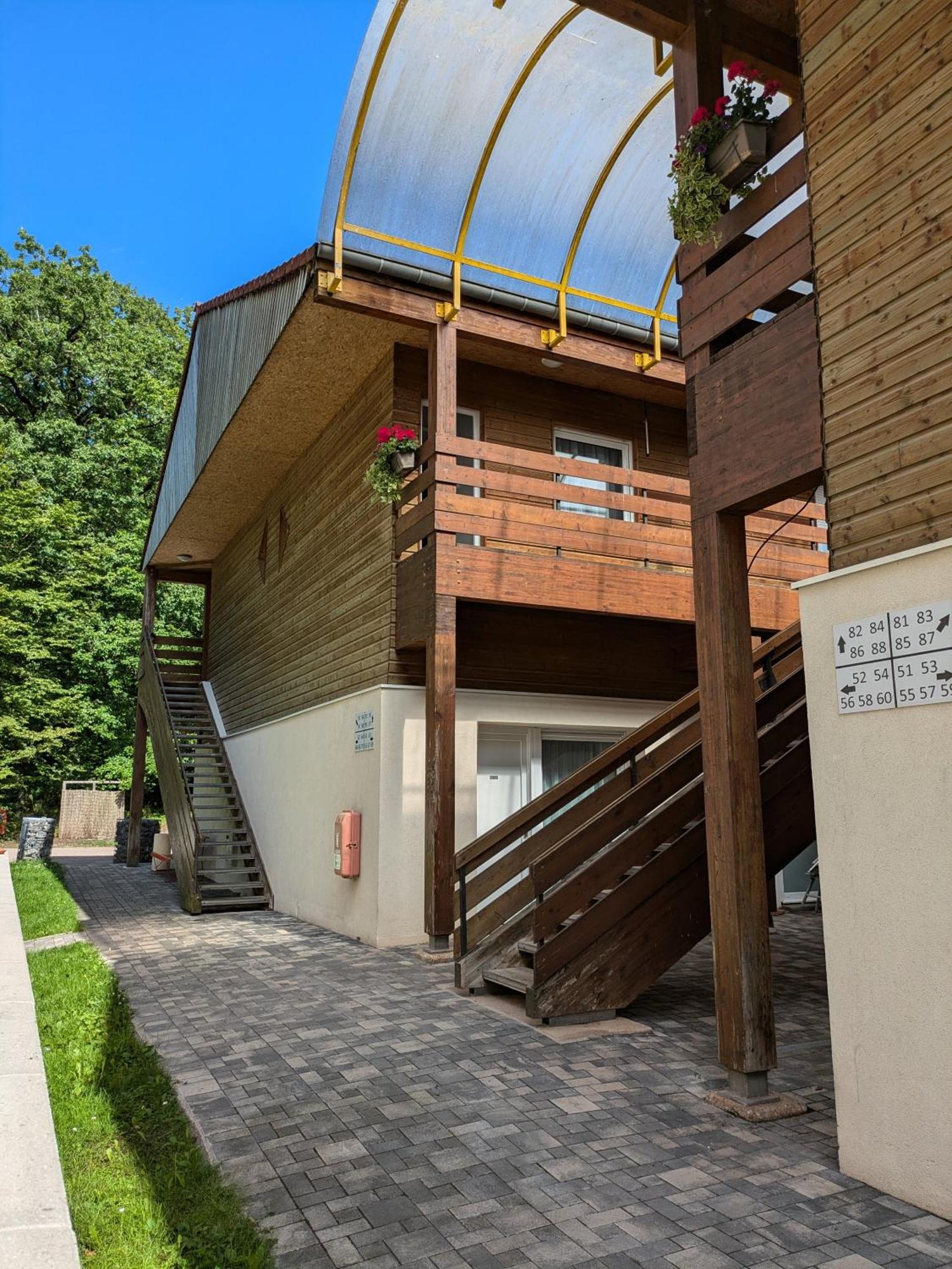 Studio Rez De Chaussee Avec Terrasse Centre Thermal Et Touristique - Casa Amnéville Kültér fotó